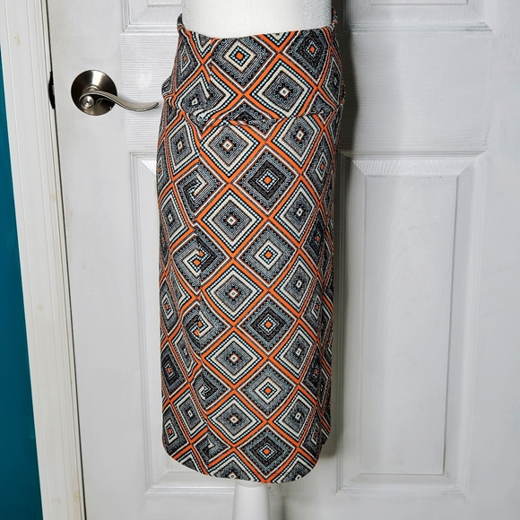 Lularoe Cassie Skirt Orange Blue White Geo Prints Small - Picture 6 of 8